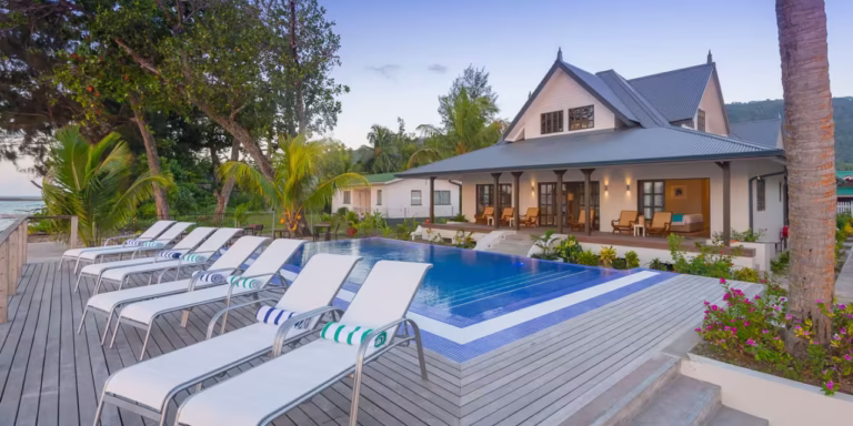 pool-deck-2